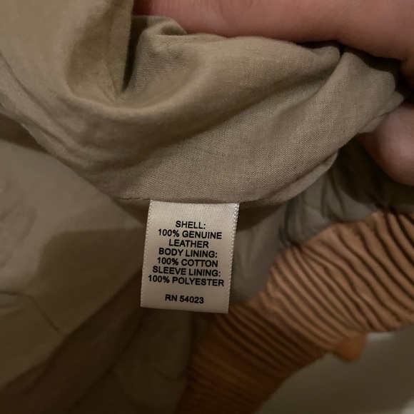 Leather jacket - Picture 4 of 4